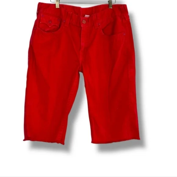 Men's True Religion Ricky Red Denim Shorts - Picture 6 of 11